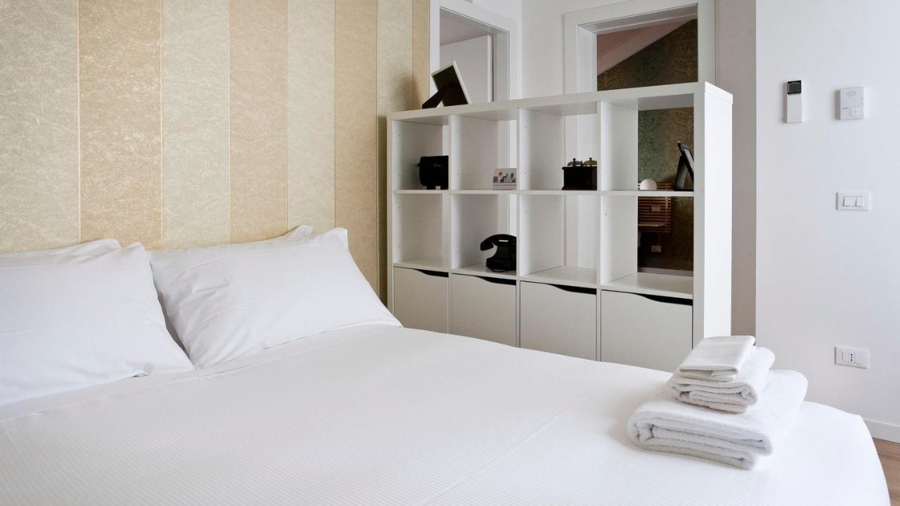 Italianway-Caretto Apartment Milan Bagian luar foto